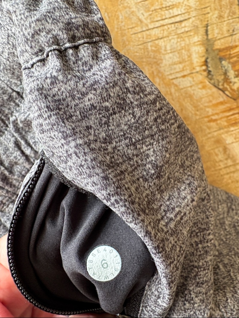 Lululemon Women’s Athletic Shorts size 6 - Picture 3 of 6